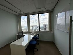 Odeon Towers (D7), Office #570945821